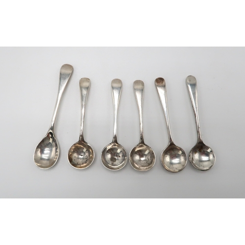 2463 - A LATE VICTORIAN CASED EIGHT PIECE SILVER CRUET SETby Samuel Walton Smith, Birmingham 1899, comprisi... 