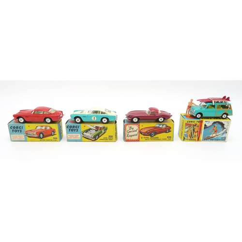 2557 - A COLLECTION OF BOXED CORGI TOYS MODEL VEHICLESComprising 430 Bermuda Taxi, 443 Plymouth U.S. M... 