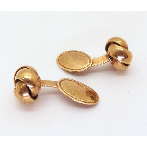 2777 - A PAIR OF 14K GOLD CUFFLINKSin the shape of knots, weight 6.1gms