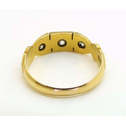 2839 - AN 18CT GOLD VICTORIAN DIAMOND RINGwith Birmingham hallmarks for 1895, the central diamond is star s... 