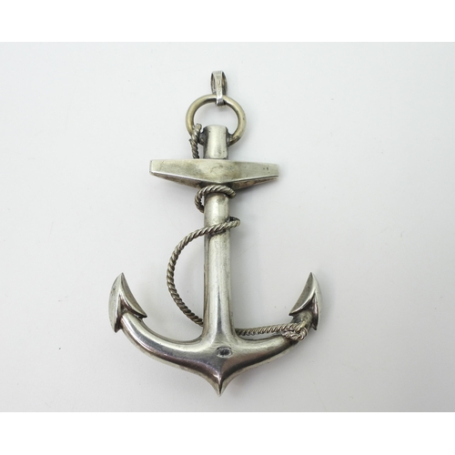 2855 - TWO VINTAGE ITEMSto include a Scottish agate inlaid Anchor pendant with engraved ground, dimensions ... 