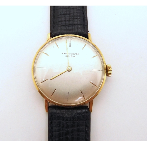 2908 - A FAVRE LEUBA GENTS WATCHthe case in 18k, with silvered dial, gold coloured baton numerals and hands... 