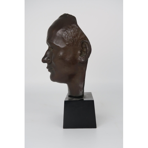 3064 - SCOTTISH SCHOOL (20thC)FACIAL PORTRAIT OF A YOUNG MANBronze, brown patina, wooden plinth 24cm overal... 