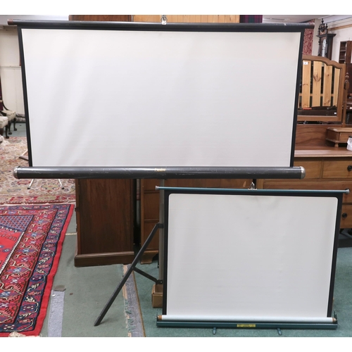 90 - A lot of two assorted projection screens (2)