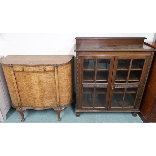 25 - A lot comprising 20th century glazed two door bookcase, 127cm high x 107cm wide x 36cm deep and a 20... 