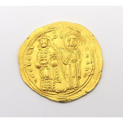 2482 - BYZANINE EMPIRE ROMANUS IIIobverse; Christ enthroned facing, nimbus cross behind head, holding book ... 