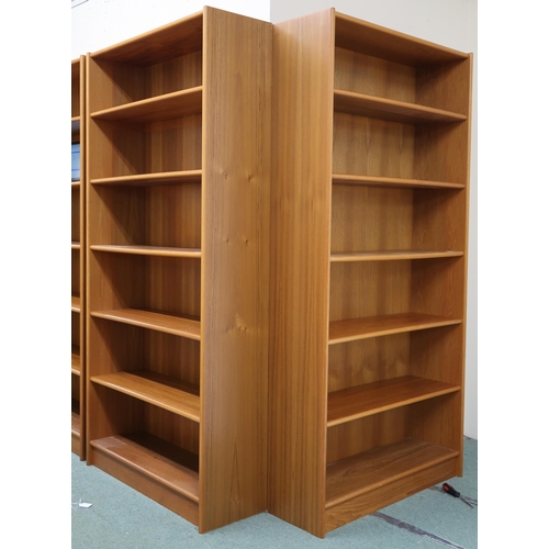 97 - A pair of contemporary veneered five shelf open bookcases, 181cm high x 89cm wide x30cm deep (2)