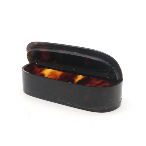 395 - A tortoiseshell snuffbox with yellow metal hardware, the lid inset with a plaque engraved 