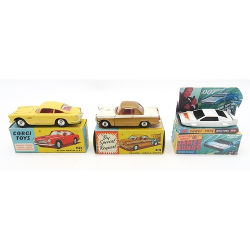 428 - A Corgi Tourist Portable Service Station case, containing eighteen boxed Corgi vehicles -314 Ferrari... 