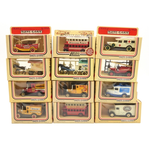 453 - A collection of boxed die-cast model vehicles, largely the Lledo Days Gone series, together with a 1... 