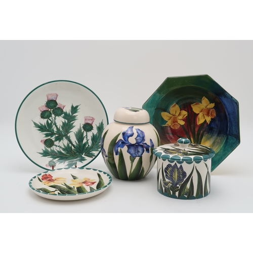 2173 - A WEMYSS DAFFODIL PAINTED OCTAGONAL BOWLon jazzy ground, 24cm diameter, a unmarked thistle painted p... 