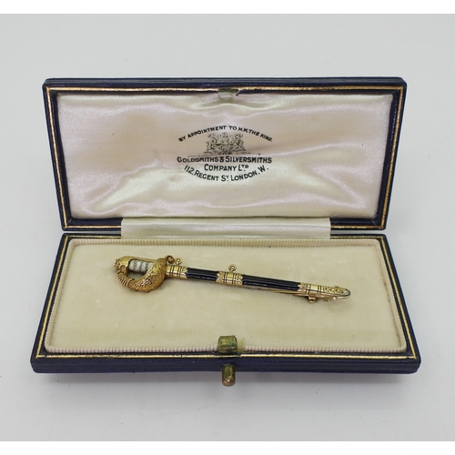 2732 - ROYAL NAVY OFFICERS SWEETHEART BROOCHthe officers sword is made in bright yellow metal with decorati... 