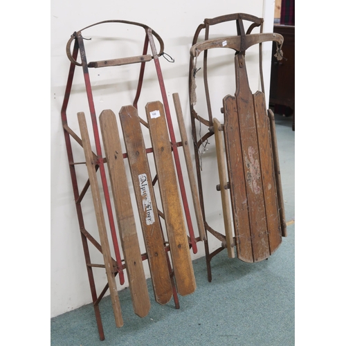 100 - A lot comprising early 20th century Alpine Flyer sled and another sled (2)