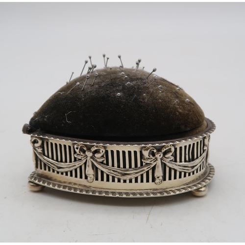 368 - A late Victorian Scottish silver pin cushion, by Hamilton & Inches, Edinburgh 1896, in the form ... 