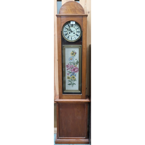 93 - A 20th century dome topped granddaughter clock with white dial bearing Roman numerals, 136cm high&nb... 