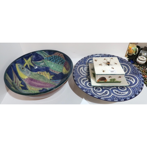 247 - A Crail pottery bowl, a Moorish pottery bowl, and a Griselda Hill honeycomb box