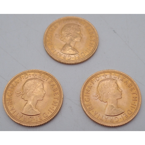 412 - ELIZABETH II sovereign coins a lot comprising three Elizabeth II sovereign coins each dated 1964 24 ... 