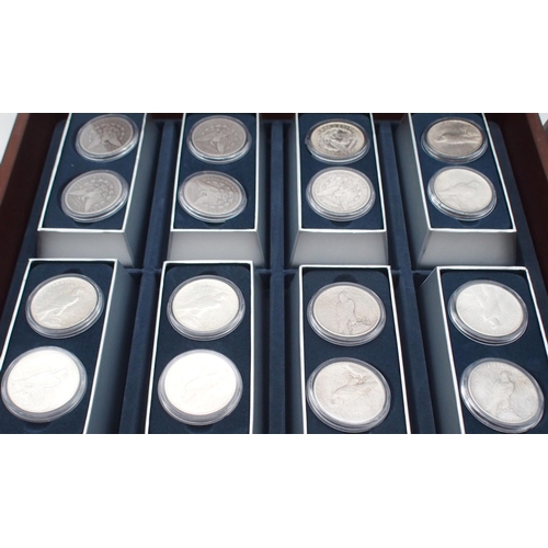 418 - Historic U.S. Silver Dollars 1.5 Troy oz. SILVERHistoric US Silver Dollars in wooden collector's cab... 