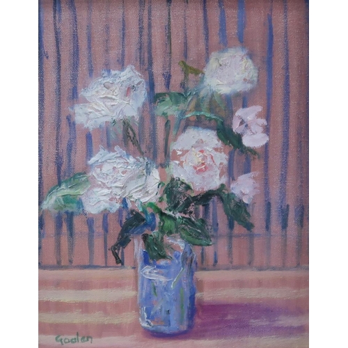 962 - DELNY GOALEN (SCOTTISH 1932-2023) COTTAGE ROSES Oil on canvas, signed lower left, 24 x 18c... 