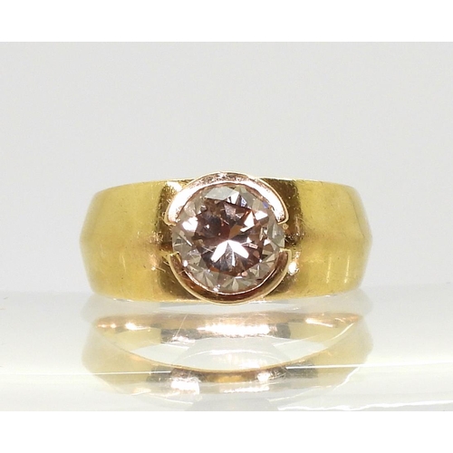 2764 - AN 18CT GOLD CHAMPAGNE DIAMOND SOLITAIRE RINGset with an estimated approx 1.80ct, brilliant cut diam... 