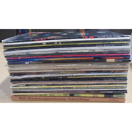 549 - VINYL LP RECORDS an unusual collection of vinyl LP records with prog rock examples Hawkwind, Pink Fl... 