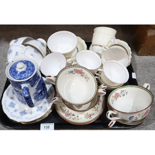 132 - Copeland Spode soup coupes and saucers, and assorted teawares