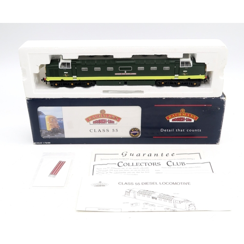 318 - Bachmann Branch-Line Model Railways: a boxed 1:76/00-gauge Class 55 Deltic D9004 