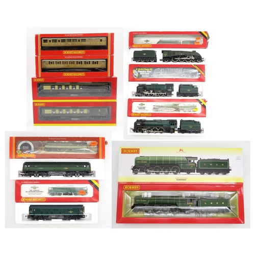 319 - Hornby 00-gauge model railway: boxed R3207 LNER 2-8-2 Class P2 