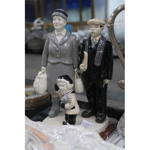 135C - Mixed lot to include ceramic figures fromThe Broons, a Bentima mantel clock, and a white and peach F... 