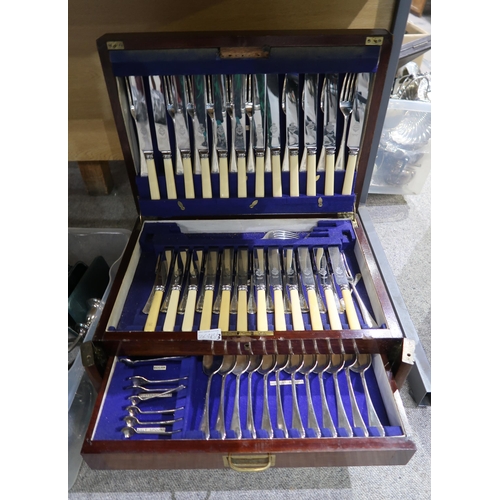 268B - An extensive collection of EPNS including a stainless steel ivorine handled canteen of cutlery, tea ... 