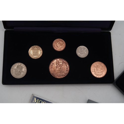 276 - The Royal Sterling Collection cased coin sets, 5 Crowns - Elizabeth II 2001, Elizabeth 1977 cro... 