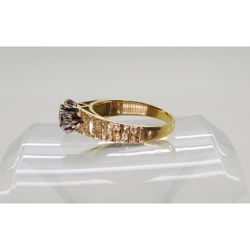 749 - An 18ct gold retro diamond cluster ring, size O1/2, weight 4.2gms