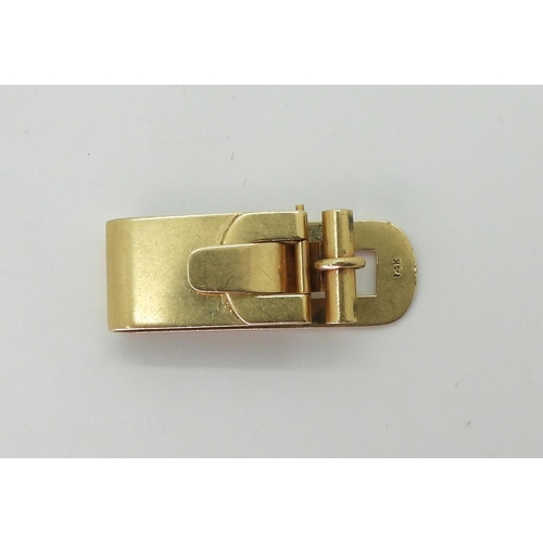 761 - A 14k gold cravat clip in the shape of a buckle, length 3.8cm weight 10.3gms