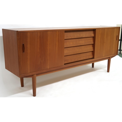 2103 - A MID 20TH CENTURY SWEDISH TEAK NILS JONSSON FOR TROEDS 