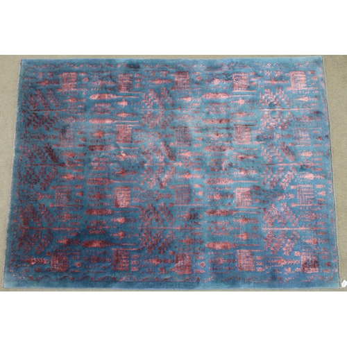 2131 - A BLUE GROUND SHIRAZ RUG with all-over mottled pink foliate patterned ground, 229cm long x 167cm wid... 