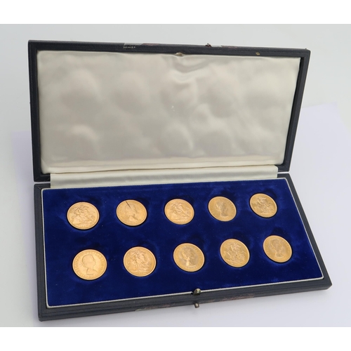 2486 - ELIZABETH II SOVEREIGN COINSa cased collection of ten Elizabeth II sovereign coins 1957 8 grams, 195... 