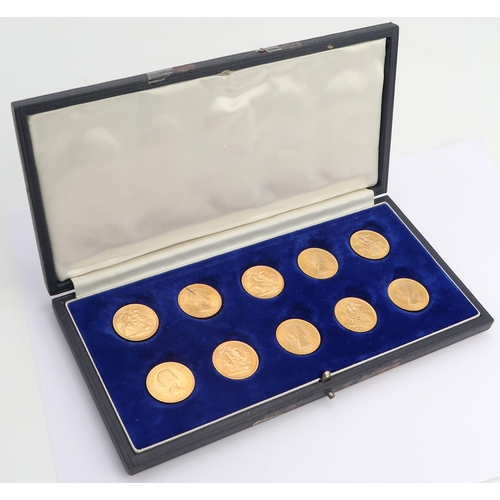 2486 - ELIZABETH II SOVEREIGN COINSa cased collection of ten Elizabeth II sovereign coins 1957 8 grams, 195... 