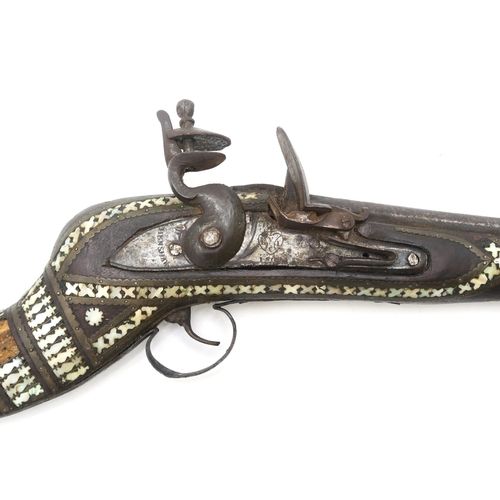 2554 - AN AFGHAN FLINTLOCK JEZAILThe lock-plate engraved 