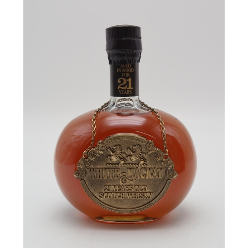 2688 - WHYTE & MACKAY 21 YEAR OLD SCOTCH WHISKY Blended Scotch Whisky Aged in Oak Casks For 21 Years 43... 