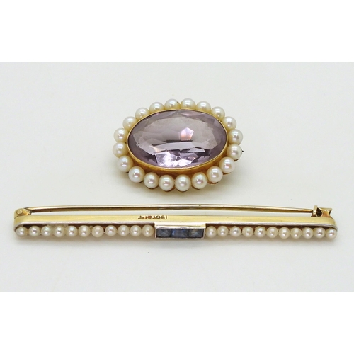 2708 - TWO VINTAGE BROOCHESA 15ct and platinum bar brooch set with blue gems and pearls, length 6.2cm, weig... 