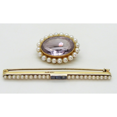 2708 - TWO VINTAGE BROOCHESA 15ct and platinum bar brooch set with blue gems and pearls, length 6.2cm, weig... 