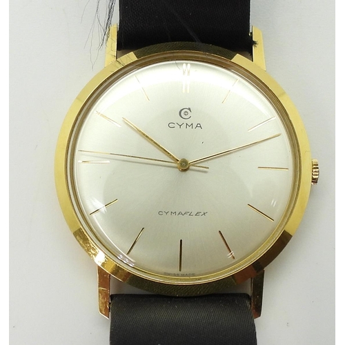 2901 - AN 18CT GOLD CYMA WRISTWATCHthe silvered dial branded Cyma Cymaflex, with gold coloured baton numera... 