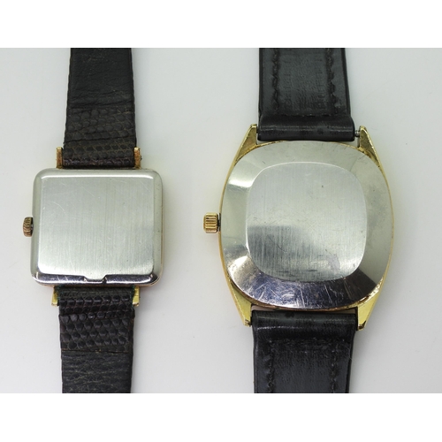 2934 - TWO GOLD PLATED OMEGA DE VILLESthe gents Omega Quartz De Ville watch has a rounded square case, gold... 