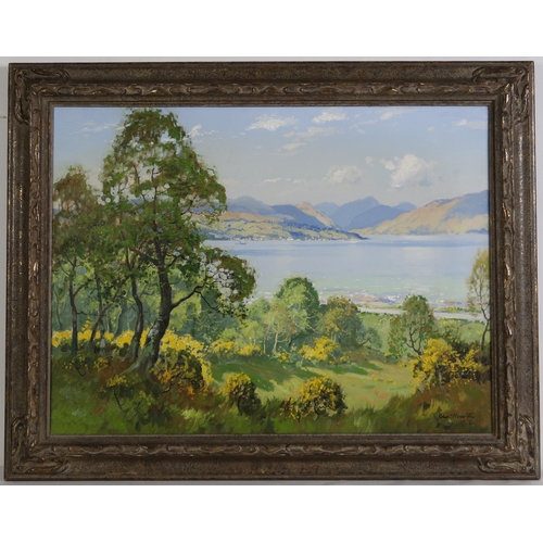 2995 - ROBERT HOUSTON RSW (SCOTTISH 1891-1942)THE CLYDE FROM GOUROCKOil on canvas, signed lower right, 45 x... 