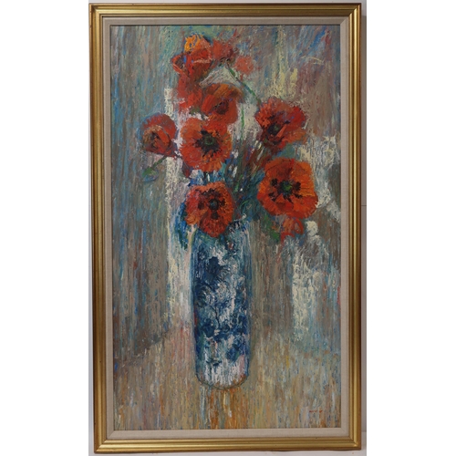 3055 - WILLIAM BIRNIE RSW (SCOTTISH 1929-2006)POPPIES IN A CHINESE JAROil on board, signed lower right, dat... 