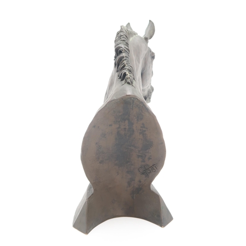 3057 - GEOFFREY SNELL (BRITISH 20THC)HEAD OF A HORSEResin, signed with initials, dated (19)81, 24cm high... 