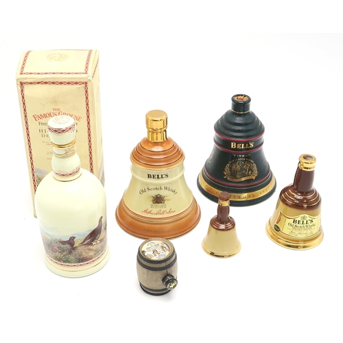 2681B - SCOTCH WHISKY Various Novelty Miniatures And Empty Bell's Whisky Decanters, Black & White domino... 