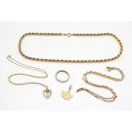 831 - A 9ct gold rope chain, length 40cm, a long link trace chain in rose gold, length 46cm, a pearl heart... 