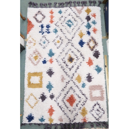 70 - A contemporary John Lewis Farrah Berber rug with geometric ground, 210cm long x 122cm wide 