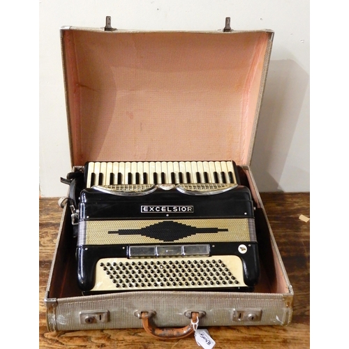 504B - An Excelsior 120 bass 41 key piano accordion with case